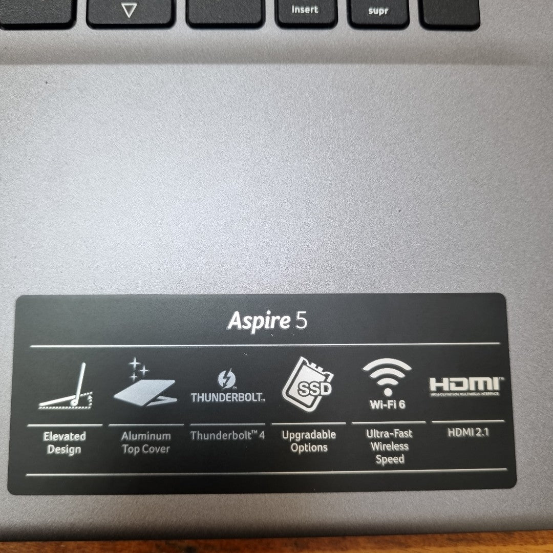 LAPTOP ACER ASPIRE 5 A514-54-79V9 (2023) 512 GB SSD 16 GB RAM (SEMINUEVO)