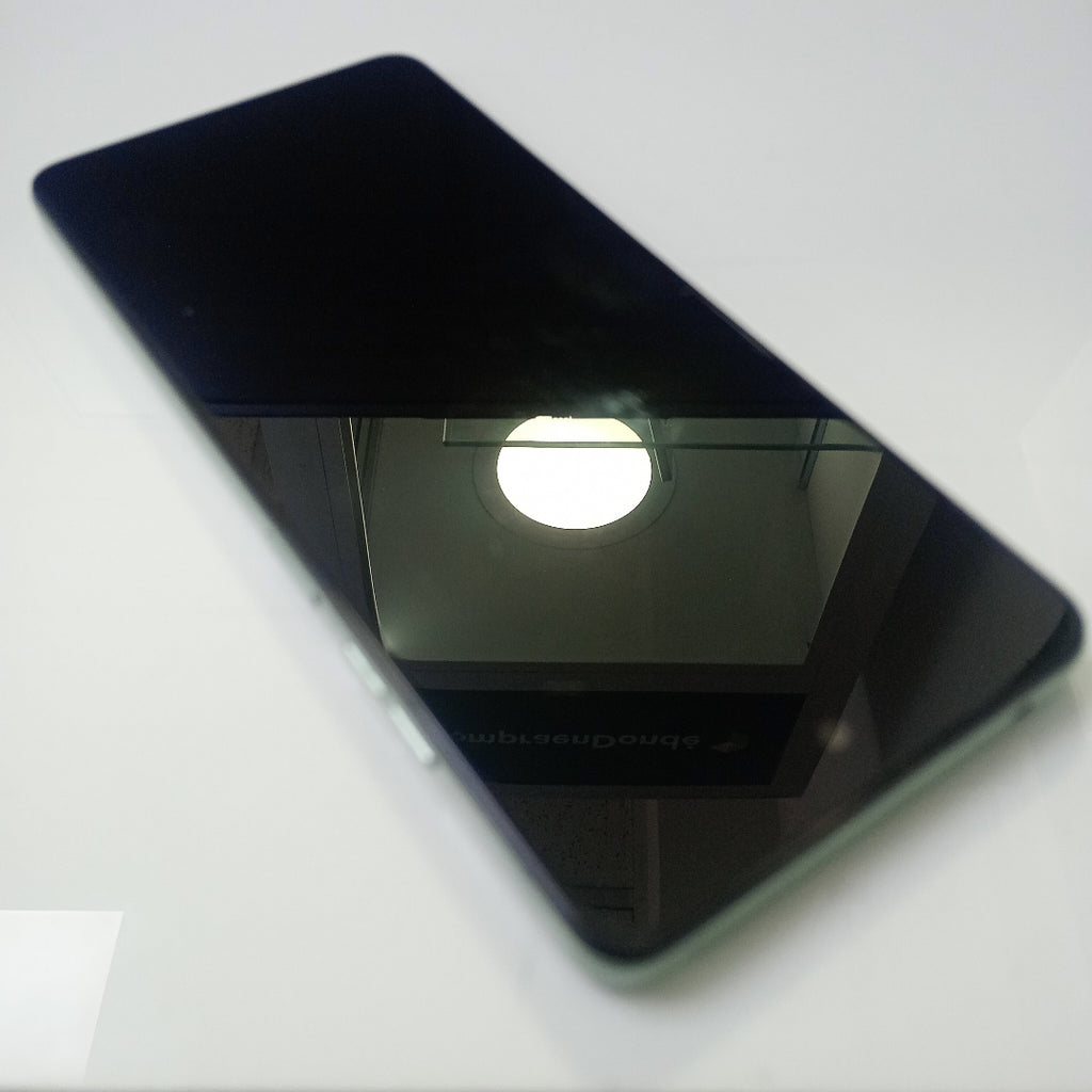 CELULAR MOTOROLA MOTO G24 XT2423-1 (2024) 128 GB 4 GB RAM (SEMINUEVO)