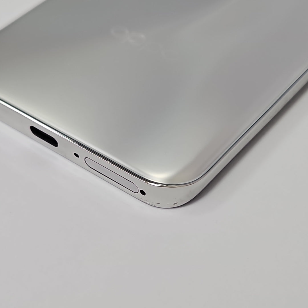 CELULAR OPPO   RENO12 5G CPH2625 (2024) 512 GB 12 GB RAM