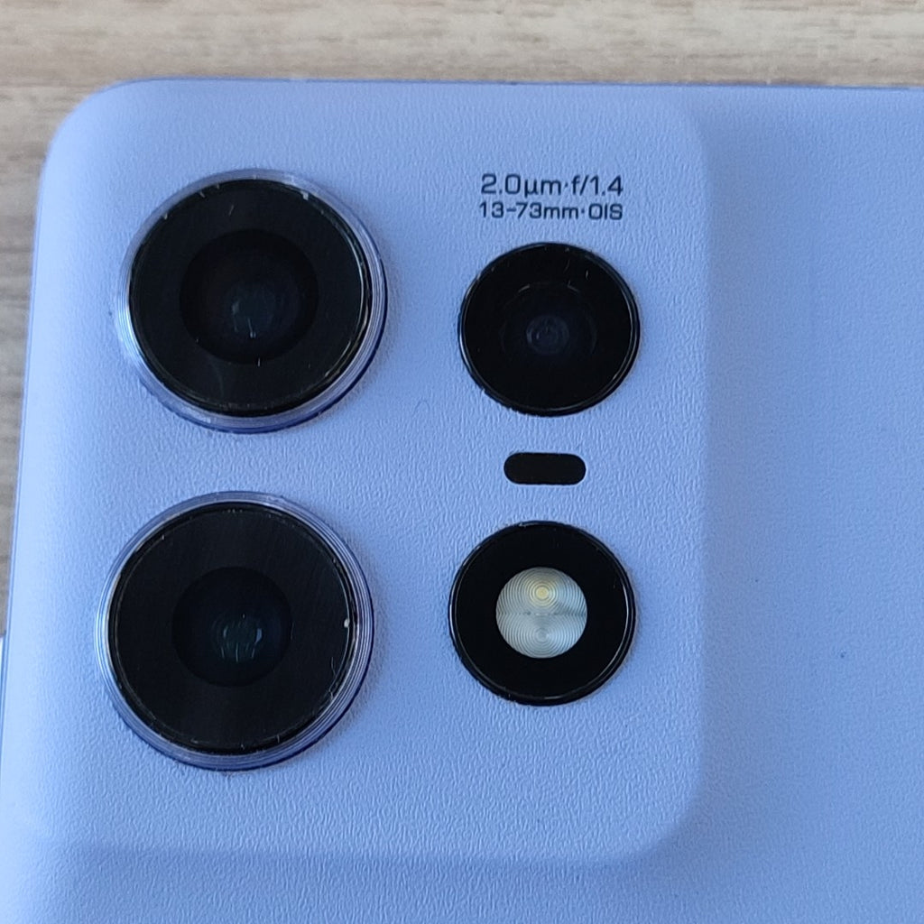 CELULAR MOTOROLA EDGE 50 PRO XT2403-2 (2024) 512 GB 12 GB RAM (SEMINUEVO)