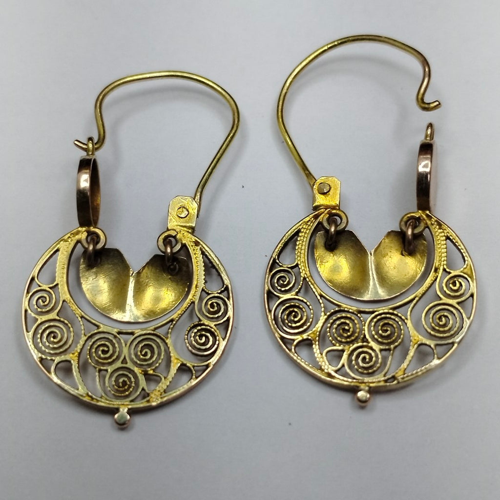 ARRACADAS PAR ORO 10 K 2.5 GRMS (SEMINUEVO)