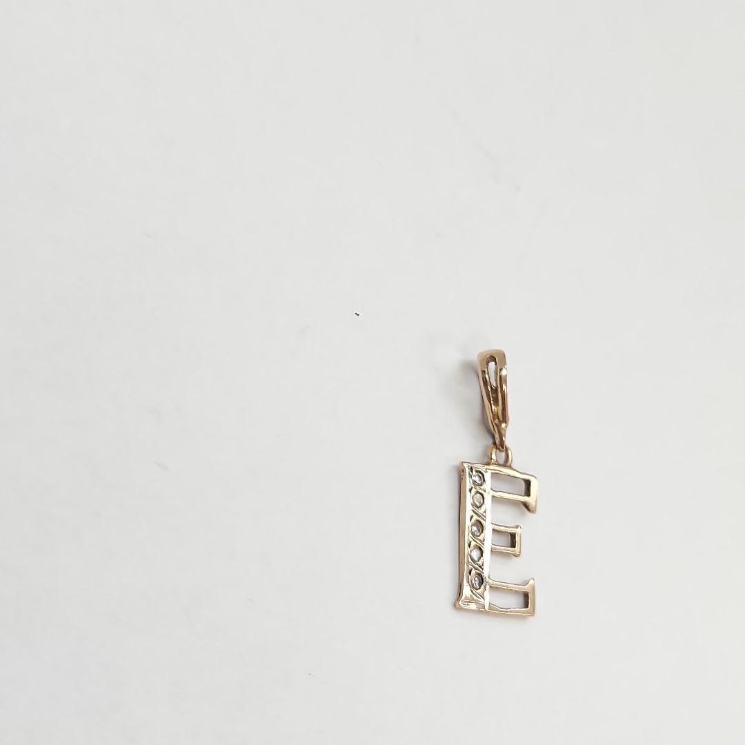 DIJE ORO 10 K 0.8 GRMS (SEMINUEVO)