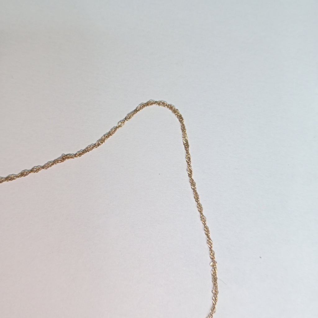 CADENA, MEDALLA RELIGIOSA ORO 10 K 1.4 GRMS (SEMINUEVO)