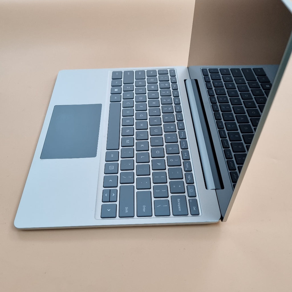 LAPTOP MICROSOFT SURFACE LAPTOP GO 3 2013 (2 EN 1 ) (2023) 256 GB SSD 8 GB RAM (SEMINUEVO)