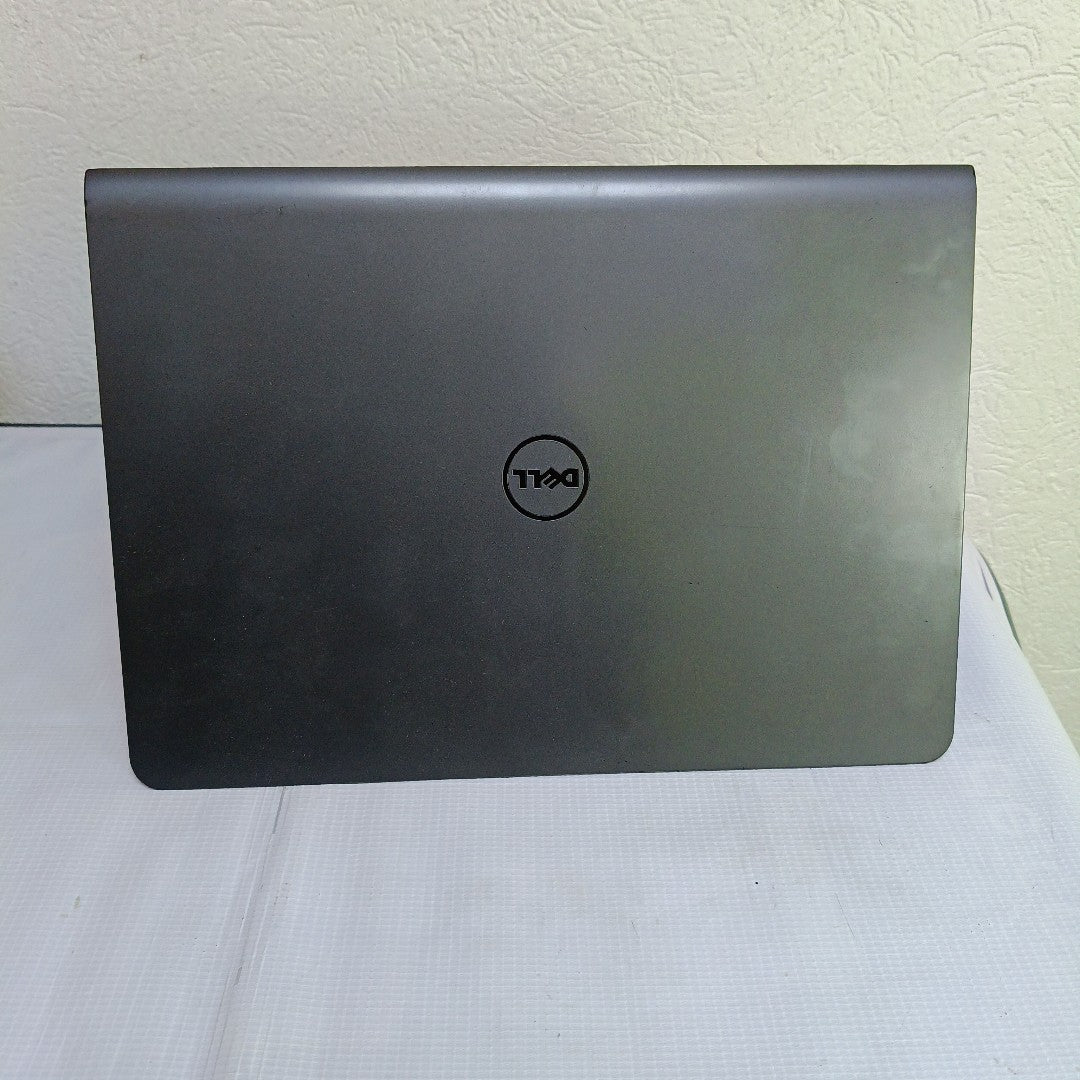 LAPTOP DELL LATITUDE 3450 (2024) 256 GB SSD 8 GB RAM (SEMINUEVO)