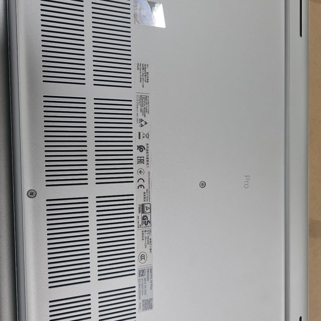LAPTOP DELL PRO 16 PLUS PB16250 (2025) 1 TB SSD 16 GB RAM (SEMINUEVO)