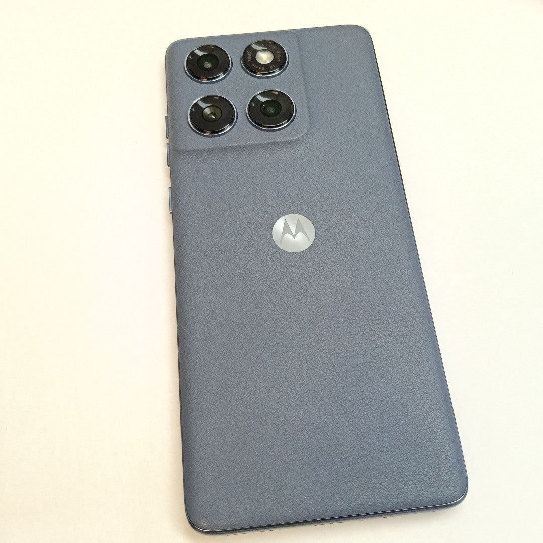 CELULAR MOTOROLA EDGE 60 FUSION XT2503-1 (2023) 256 GB 8 GB RAM (SEMINUEVO)