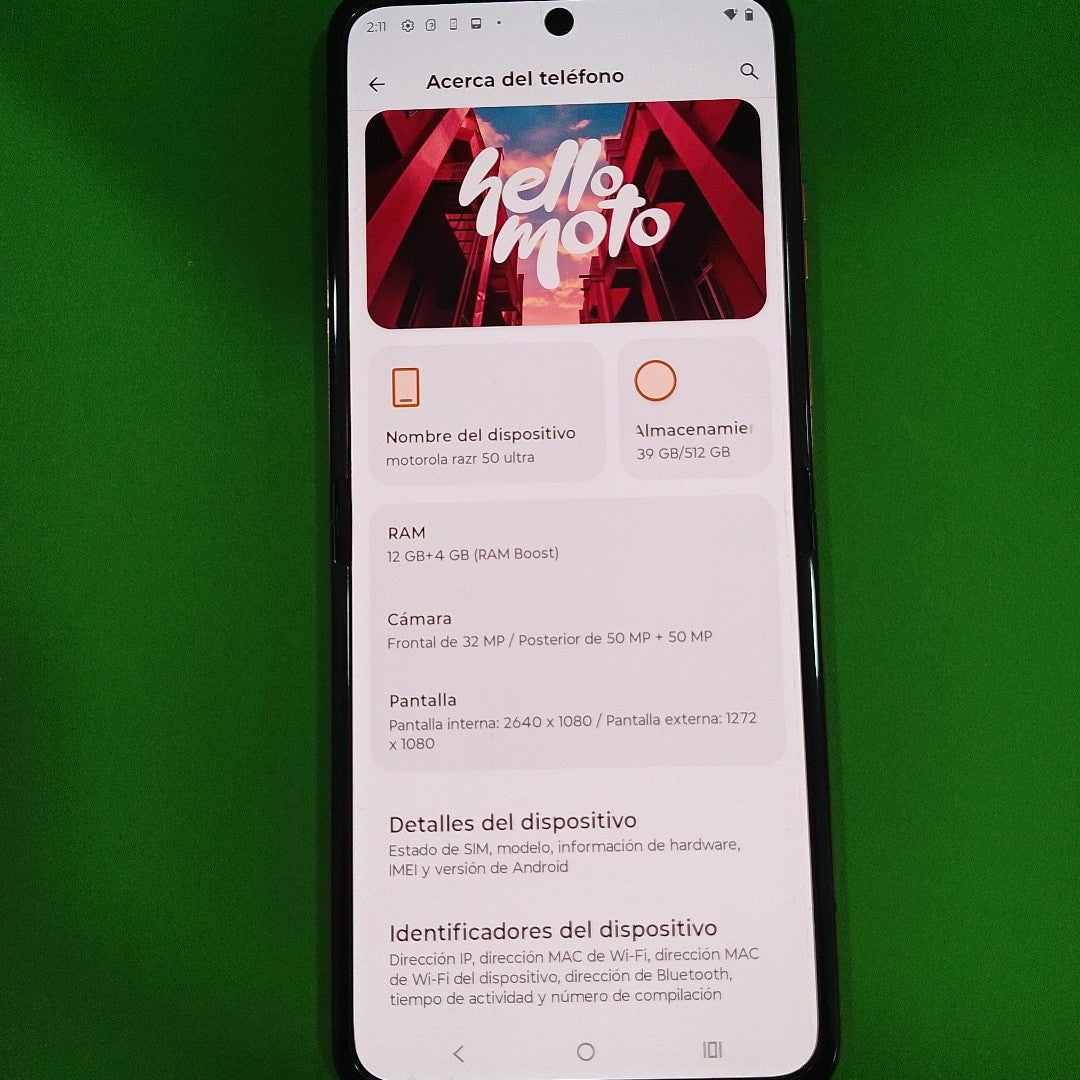CELULAR MOTOROLA RAZR 50 ULTRA XT2451-3 (2024) 512 GB 12 GB RAM (SEMINUEVO)