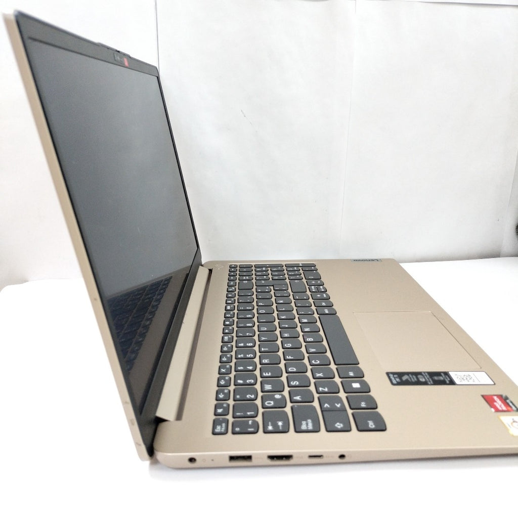 LAPTOP LENOVO IDEAPAD 1 15AMN7 (2023) 256 GB SSD 8 GB RAM (SEMINUEVO)