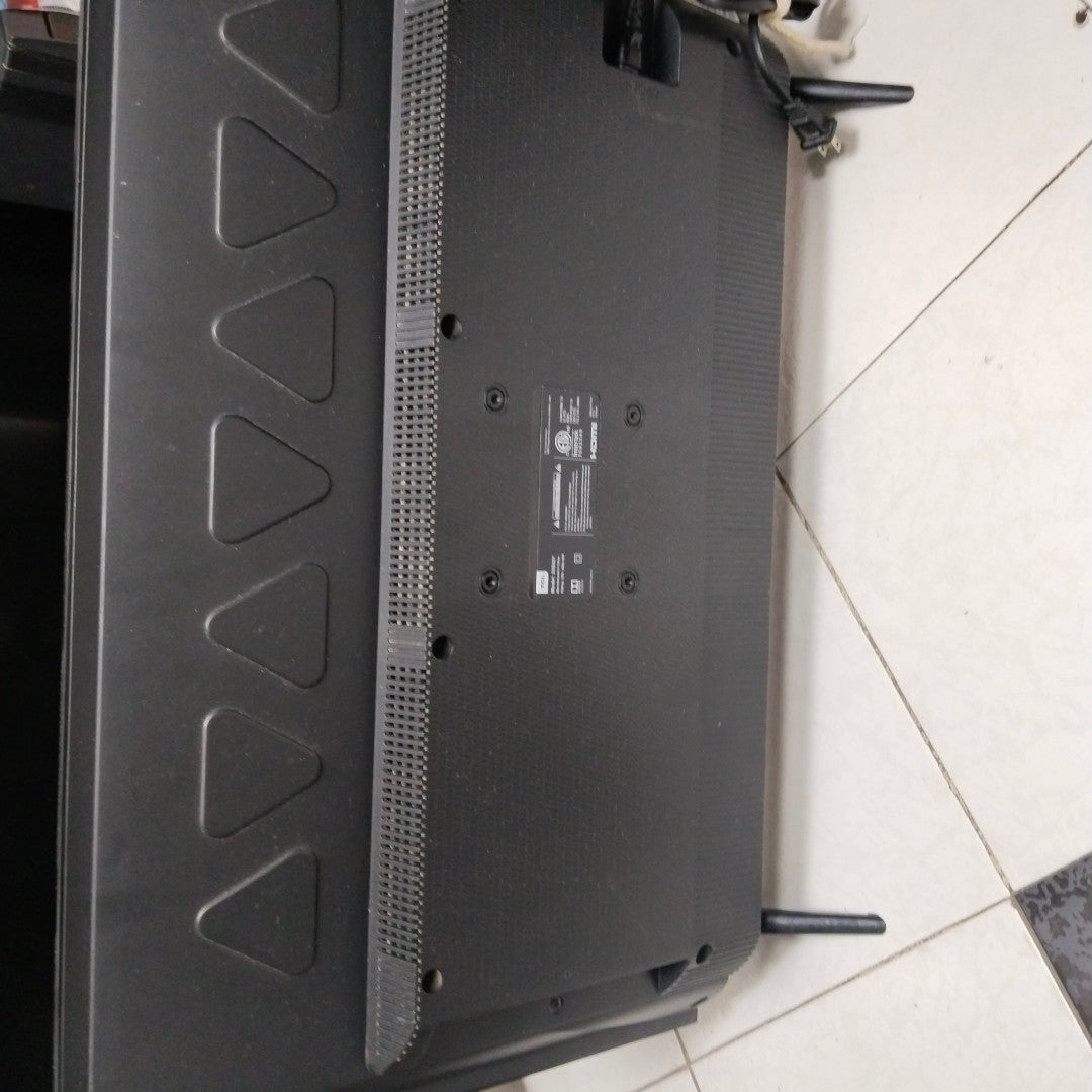 PANTALLA TCL 32S327 (2019) 32" LED HD (SEMINUEVO)