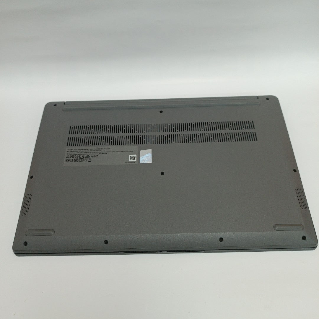 LAPTOP LENOVO IDEAPAD 1 15IGL7 (2024) 256 GB SSD 8 GB RAM (SEMINUEVO)
