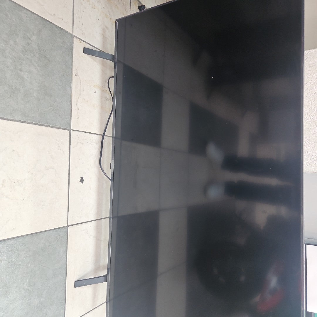 PANTALLA LG 50UR7800PSB (2024) 50" LED 4K (SEMINUEVO)