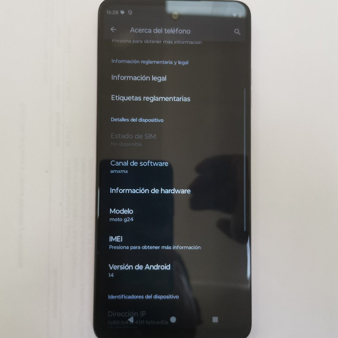 CELULAR MOTOROLA MOTO G24 XT2423-1 (2024) 128 GB 4 GB RAM (SEMINUEVO)