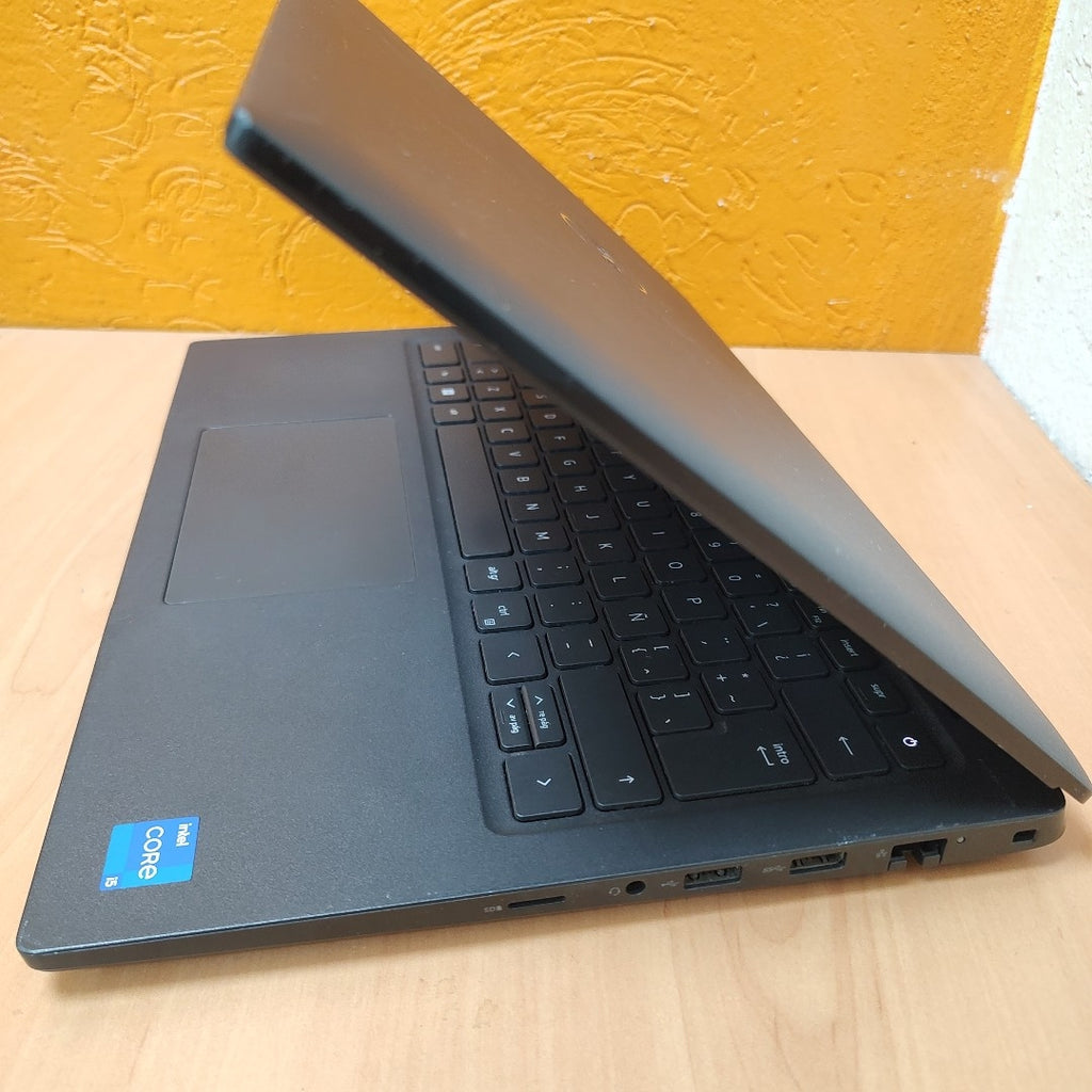 LAPTOP DELL LATITUDE 3420 (2022) 256 GB SSD 16 GB RAM (SEMINUEVO)