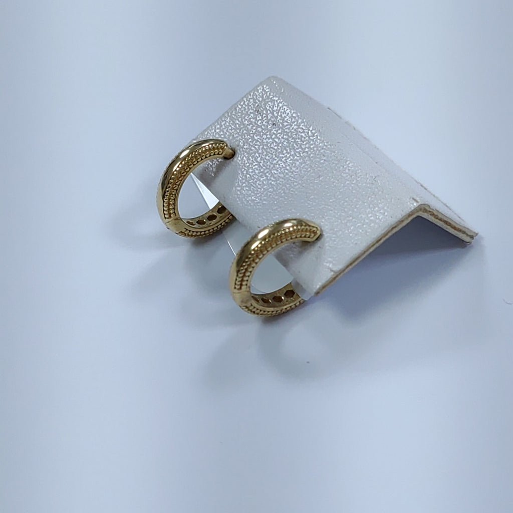 HUGGIES ORO 14K 2.5 (NUEVO)