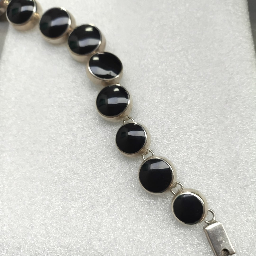 BROQUELES PAR, GARGANTILLA PLATA 156.4 GRMS (SEMINUEVO)