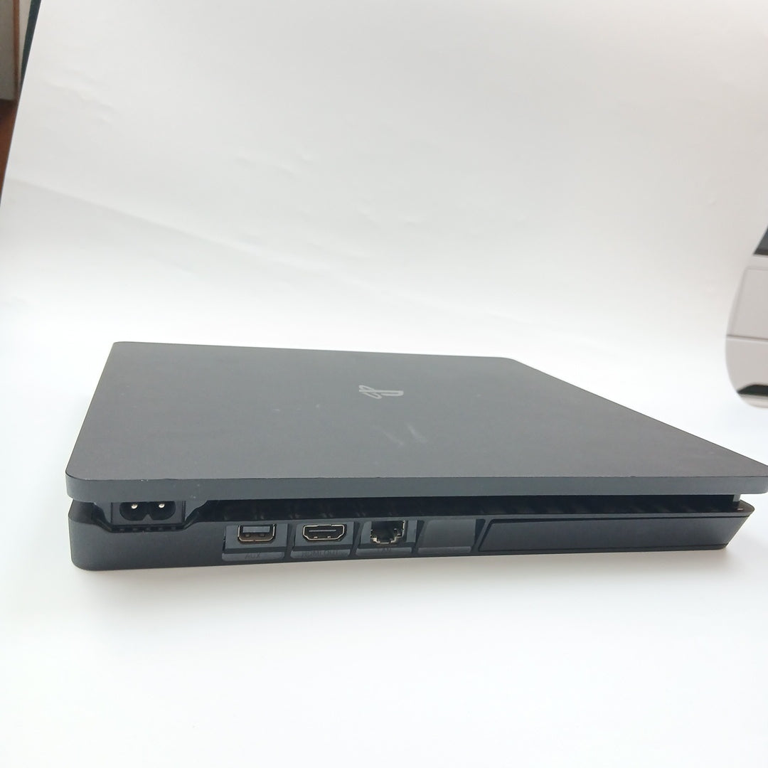 CONSOLA DE VIDEOJUEGO SONY PS4 SLIM 1 TB (SEMINUEVO)