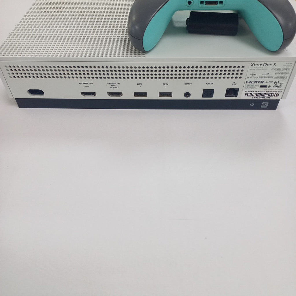 CONSOLA DE VIDEOJUEGO MICROSOFT XBOX ONE S 1 TB (SEMINUEVO)