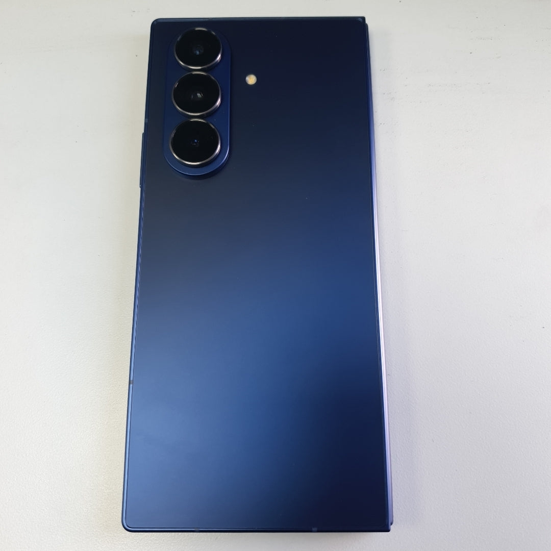 CELULAR SAMSUNG GALAXY Z FOLD7 SM-F966B (2025) 1 TB 16 GB RAM (SEMINUEVO)