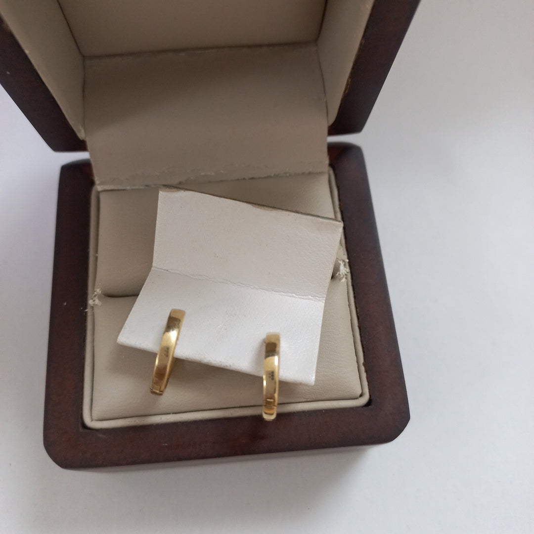 HUGGIES ORO 14K 1.4 (NUEVO)