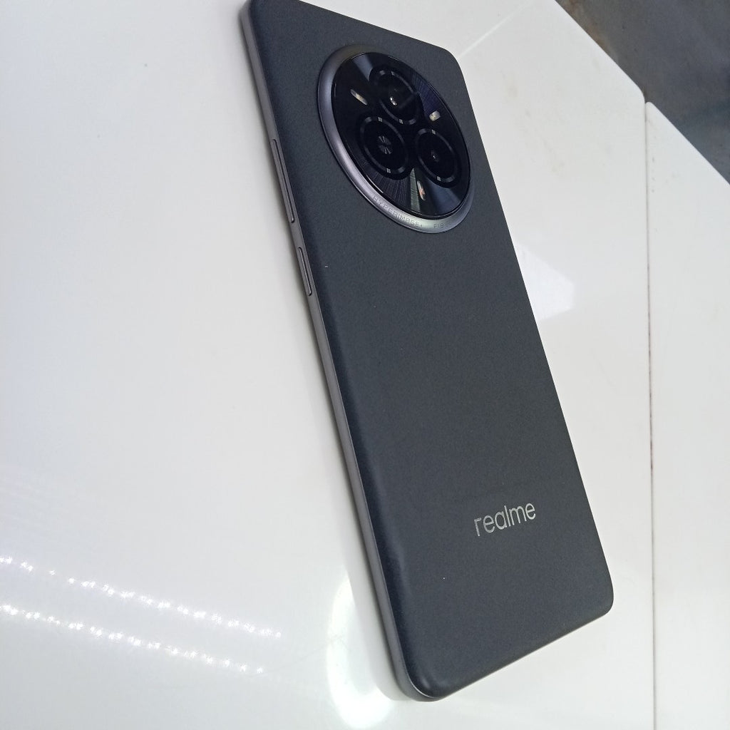 CELULAR REALME 14 PRO 5G RMX5056 (2025) 256 GB 8 GB RAM (SEMINUEVO)