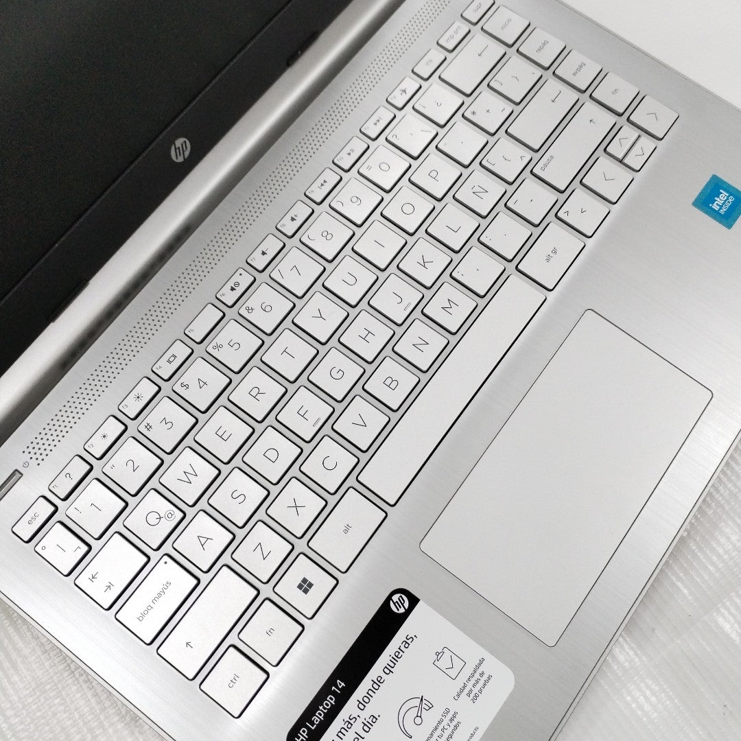 LAPTOP HP 14-DQ0532LA (2024) 128 GB SSD 4 GB RAM (SEMINUEVO)