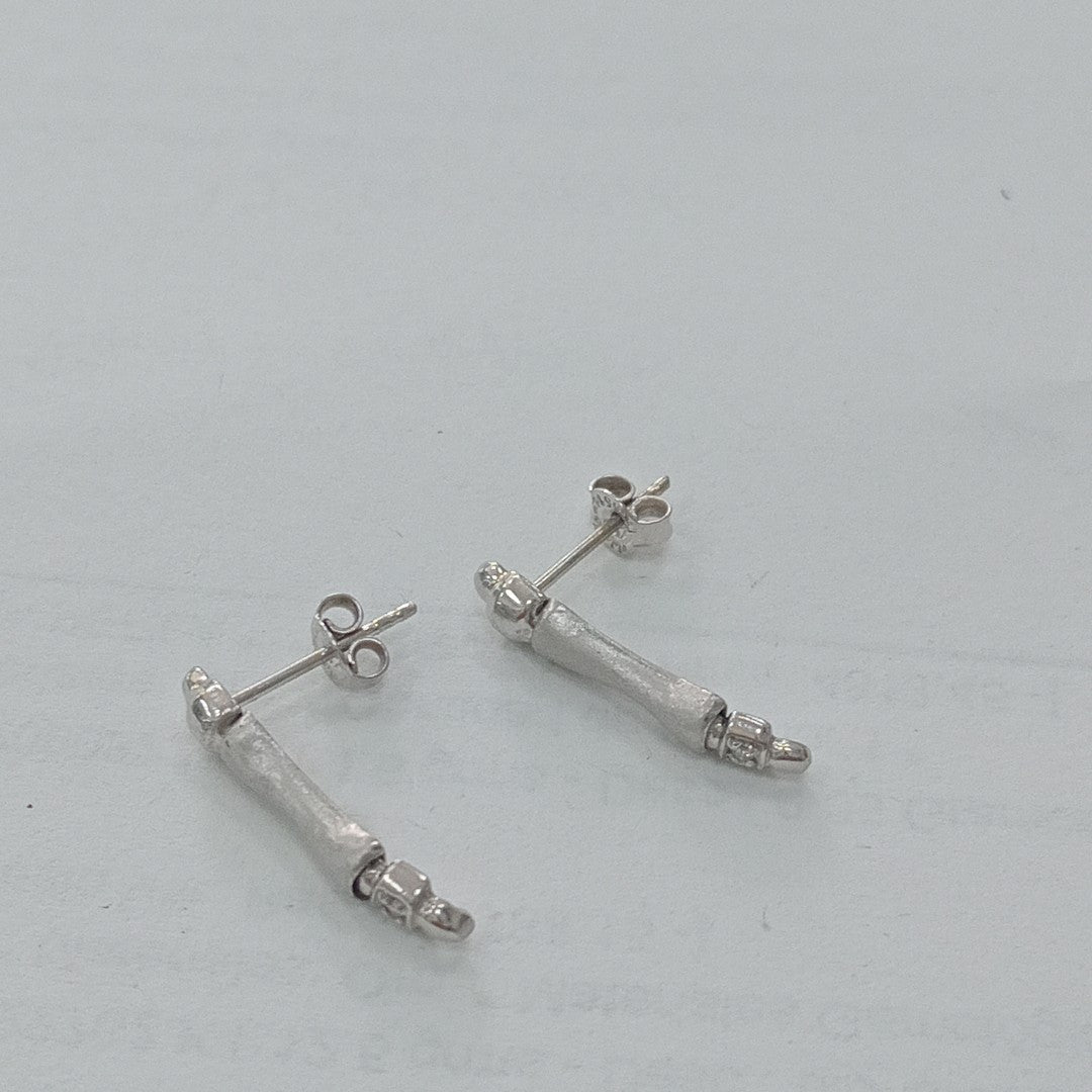 ARETES PAR ORO BLANCO 14 K 1,10 GRMS (SEMINUEVO)