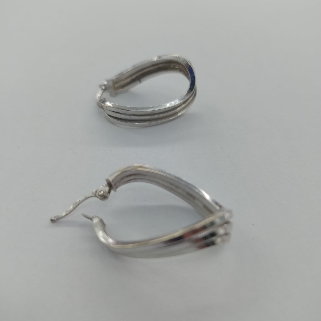 ARRACADAS PAR ORO BLANCO 14 K 3.3 GRMS (SEMINUEVO)
