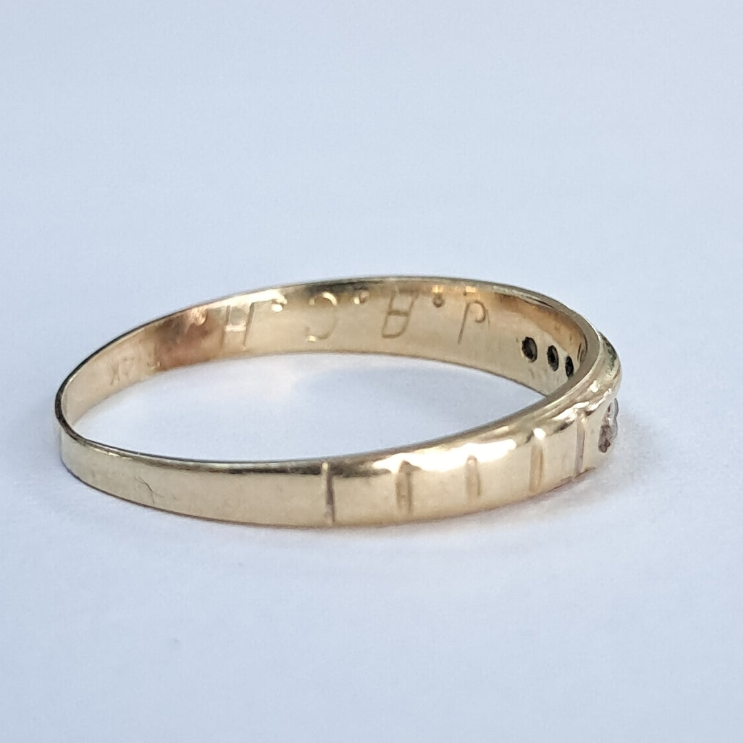ANILLITO ORO 14 K 1.7 GRMS (SEMINUEVO)
