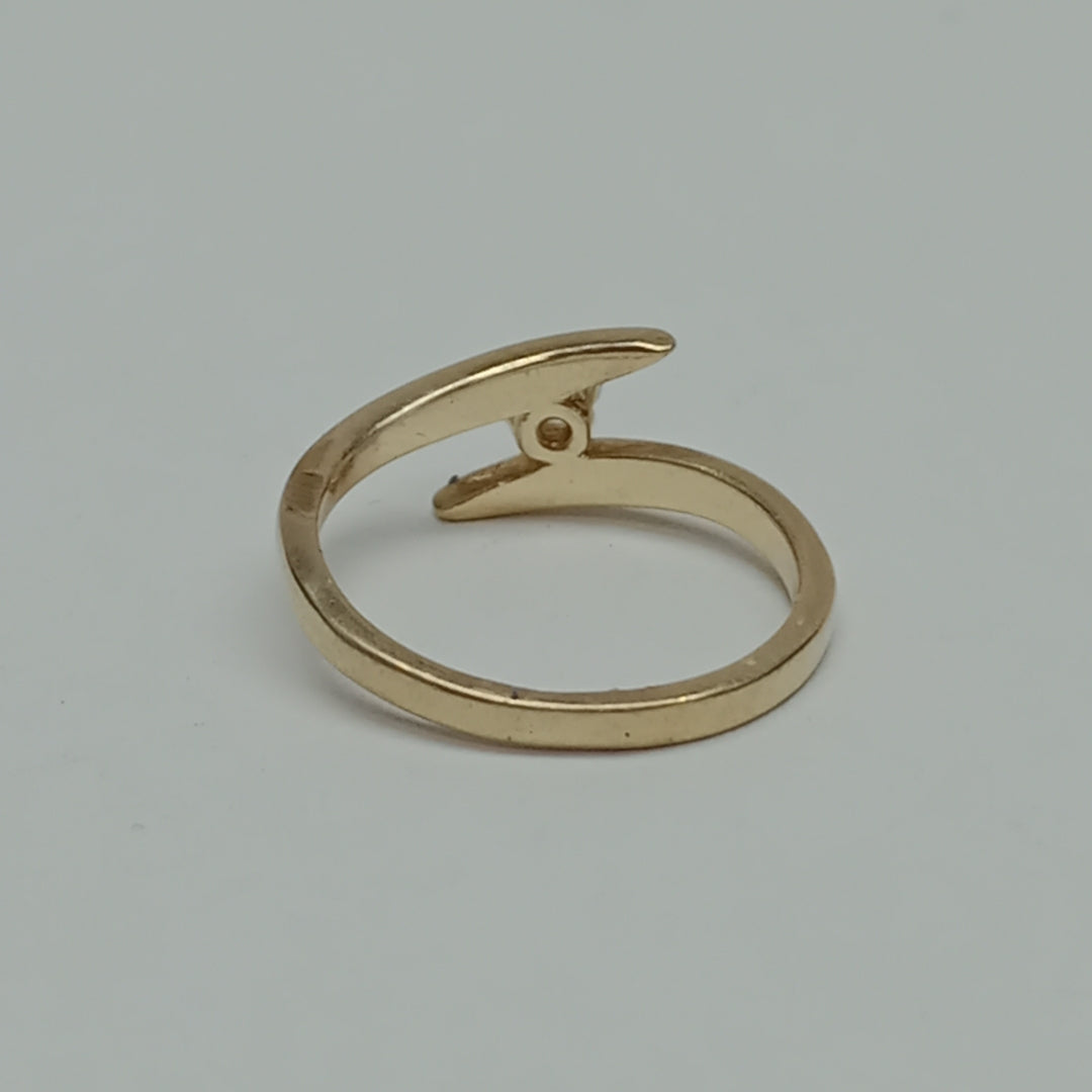 K1 2,50 GRMS 14 K ESPECIFICACIONES COMPLEMENTARIAS ANILLITO C UN DIAMTE 0.15 PTS (SEMINUEVO)