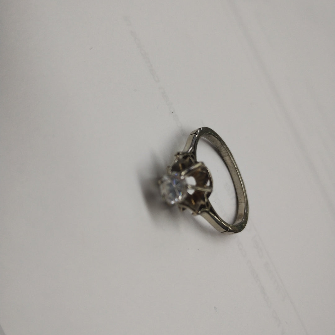 K1 2,90 GRMS 14 K ESPECIFICACIONES COMPLEMENTARIAS ANILLO ORO BLANCO CON CIRCONI (SEMINUEVO)