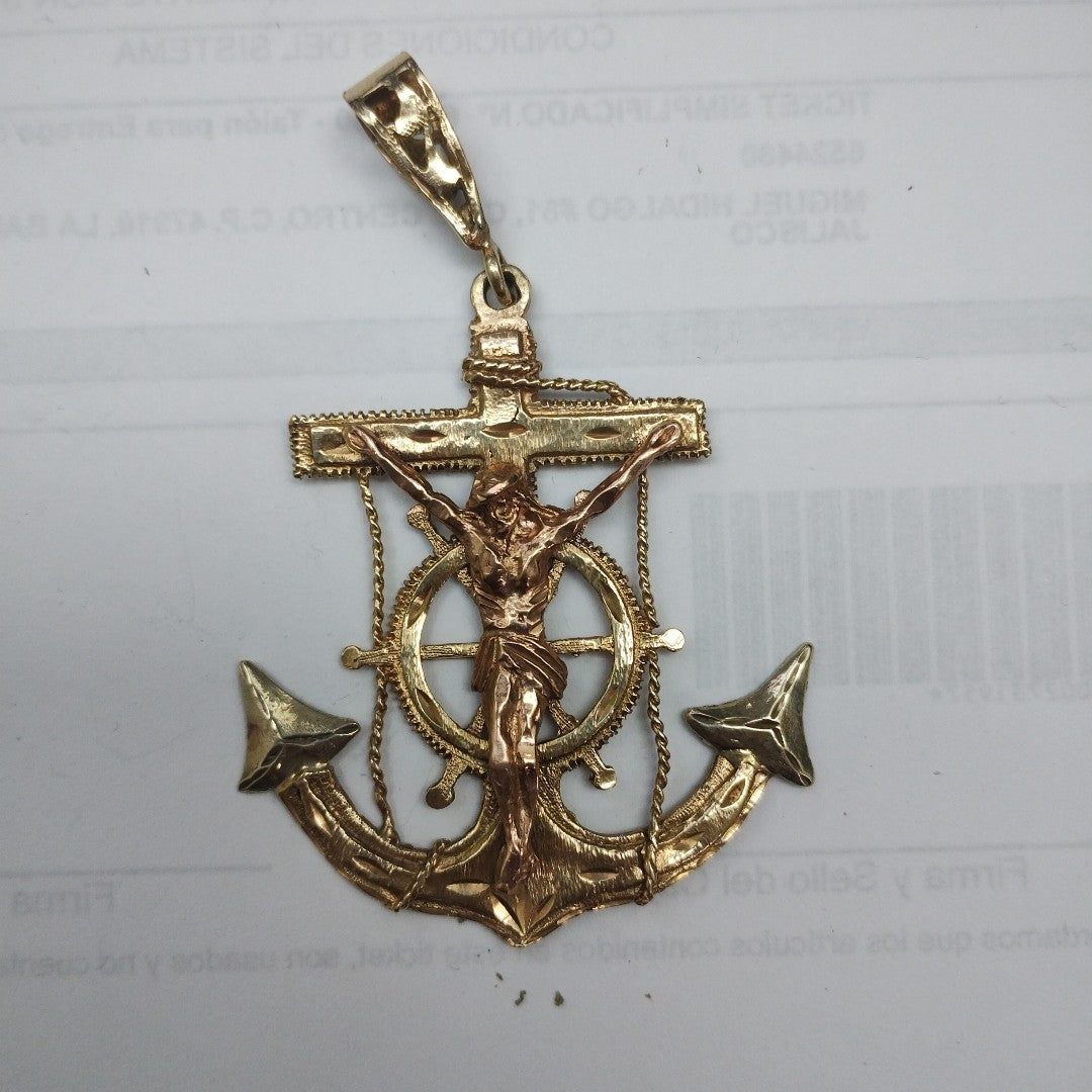 K1 11,00 GRMS 10 K ESPECIFICACIONES COMPLEMENTARIAS DIJE CRISTO EN ANCLA ORO CO (SEMINUEVO)