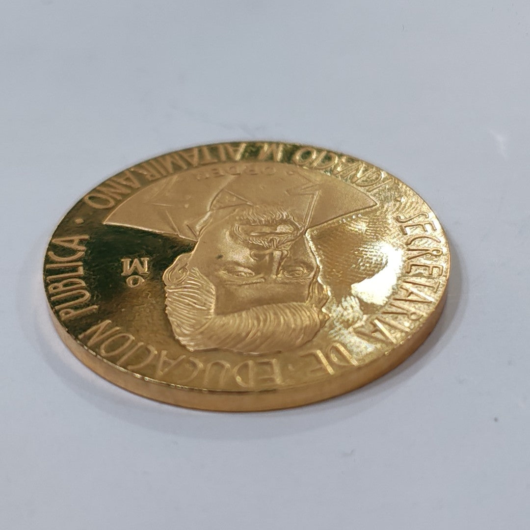 MEDALLA CONMEMORATIVA ORO 21 K 42,00 GRMS (SEMINUEVO)