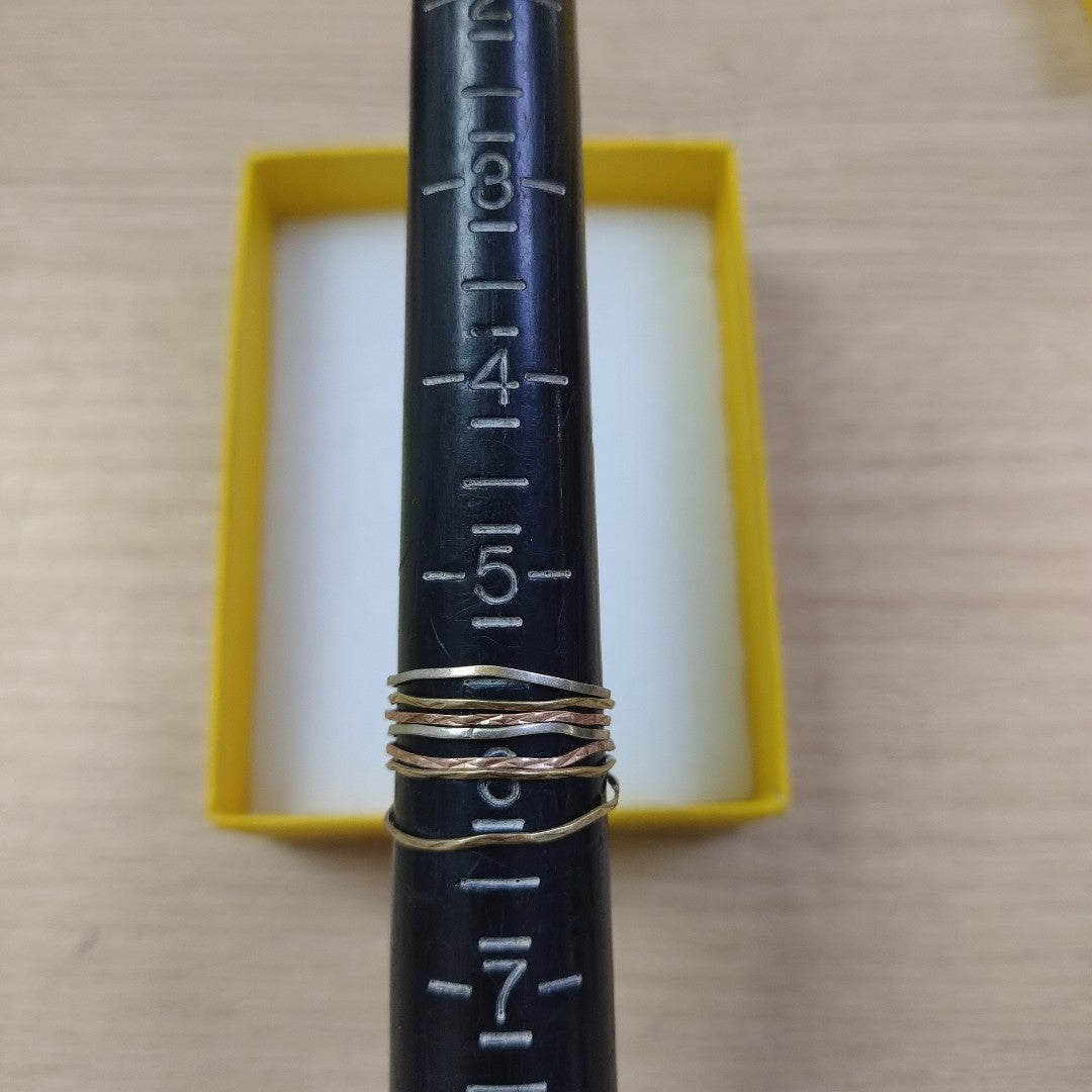 ANILLITO ORO 14 K 1.9 GRMS (SEMINUEVO)