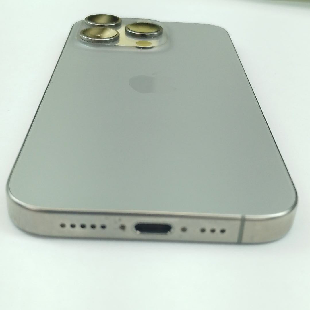 CELULAR APPLE IPHONE 15 PRO A3101 128 GB 8 GB RAM (SEMINUEVO)