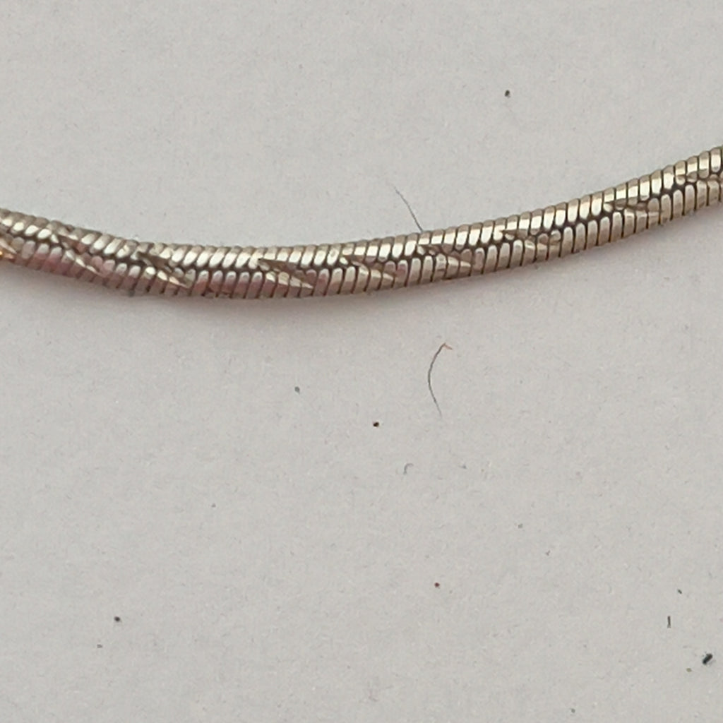 CADENA, DIJE PLATA 11 GRMS (SEMINUEVO)