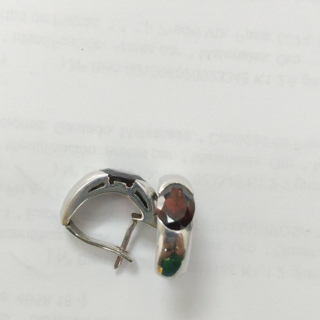 ARETES PAR ORO BLANCO 14 K 4.9 GRMS (SEMINUEVO)