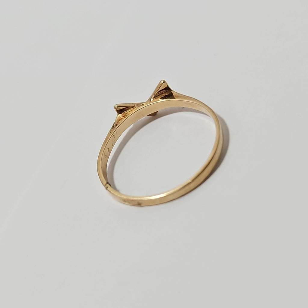 K1 1,50 GRMS 14 K ESPECIFICACIONES COMPLEMENTARIAS ANILLITO 3 PIEDRITAS BLANAS M (SEMINUEVO)