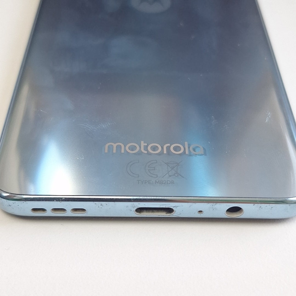 CELULAR MOTOROLA MOTO G52 XT2221-2 256 GB 6 GB RAM (SEMINUEVO)