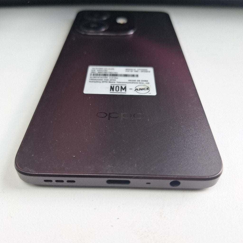 CELULAR OPPO  A40 CPH2669 (2024) 256 GB 4 GB RAM (SEMINUEVO)