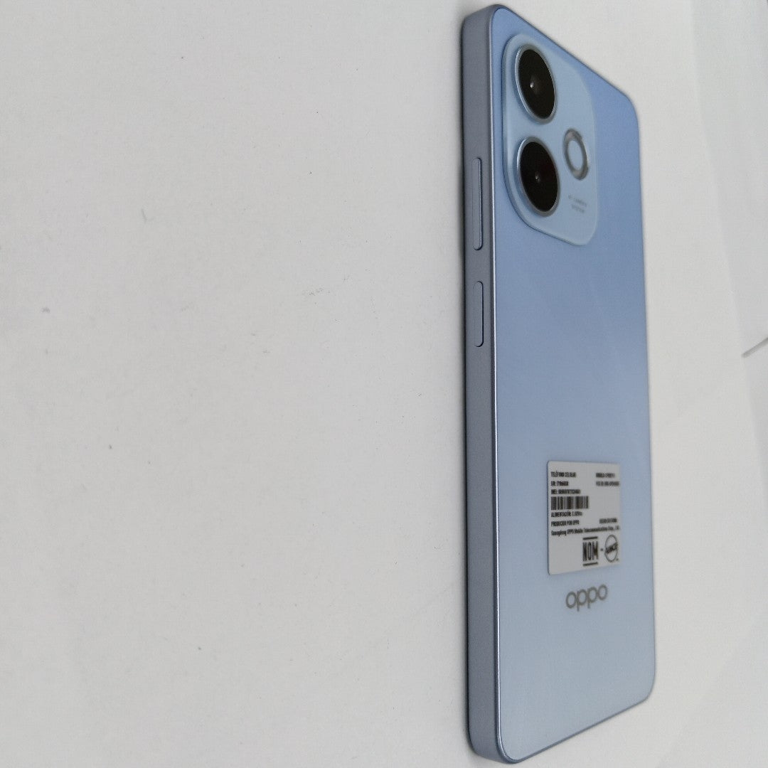 CELULAR OPPO  A5 PRO CPH2711 (2025) 256 GB 8 GB RAM (SEMINUEVO)