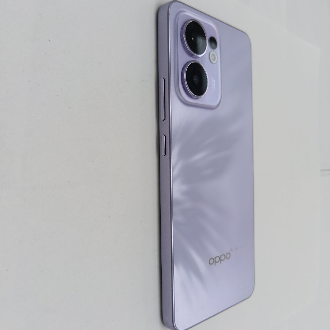 CELULAR OPPO  RENO 13F 5G CPH2699 (2025) 256 GB 12 GB RAM (SEMINUEVO)