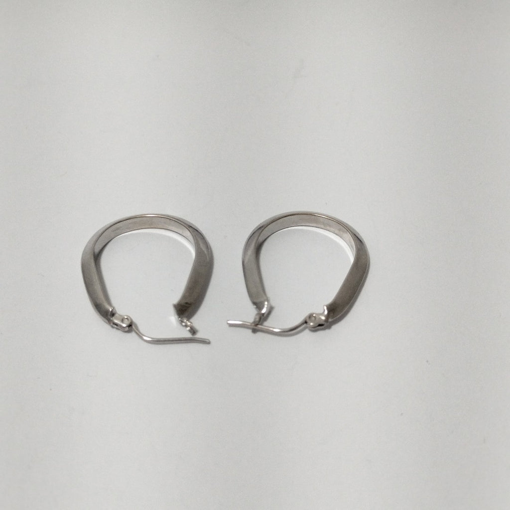 ARRACADAS PAR ORO BLANCO 14 K 2,00 GRMS (SEMINUEVO)