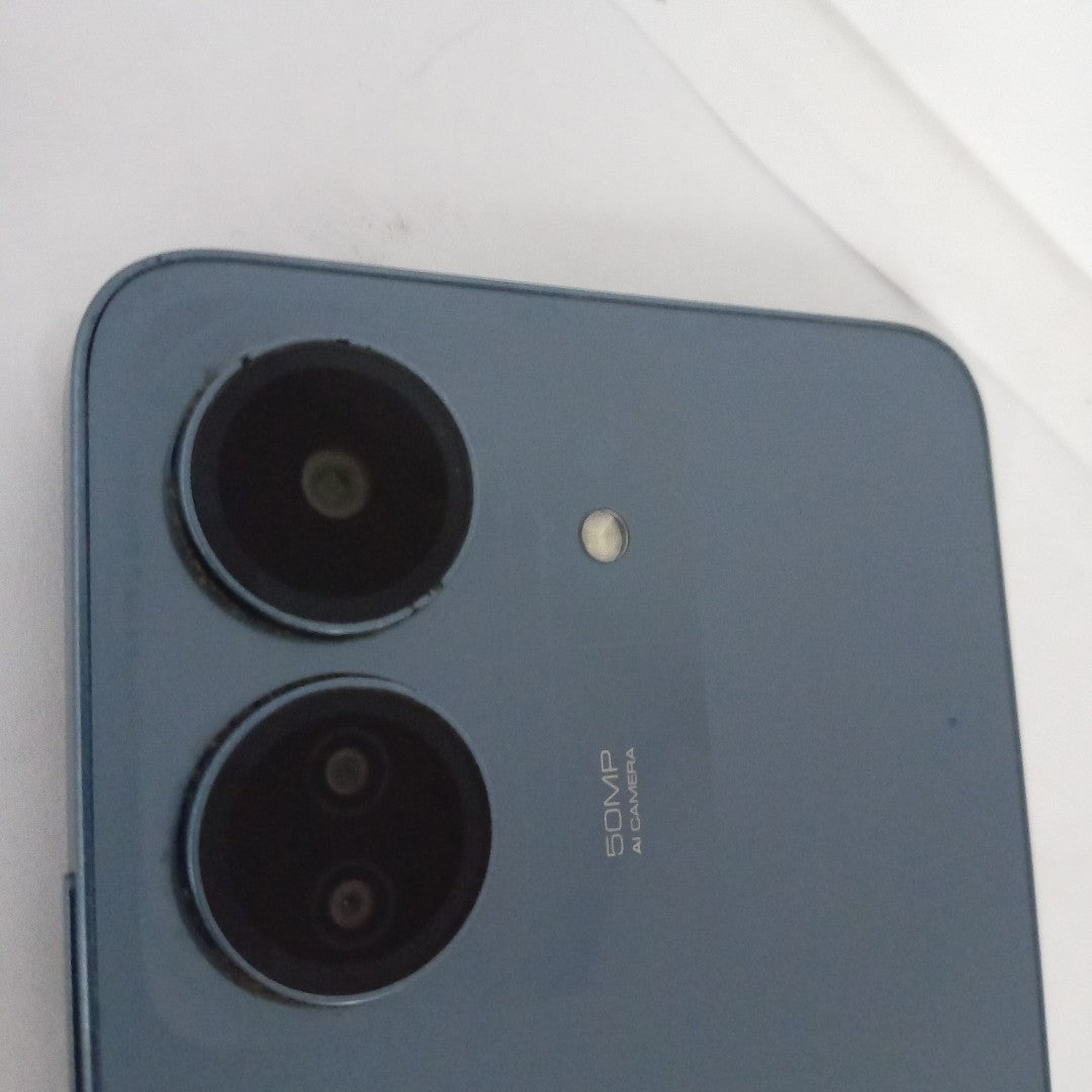 CELULAR XIAOMI REDMI 13C 23100RN82L (2023) 256 GB 8 GB RAM (SEMINUEVO)