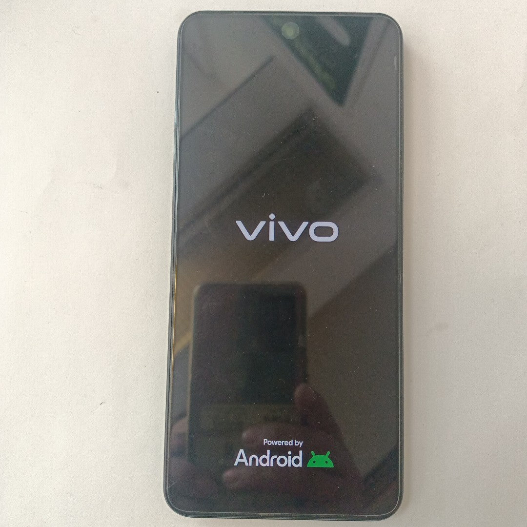 CELULAR VIVO Y28 V2352 256 GB 8 GB RAM (SEMINUEVO)