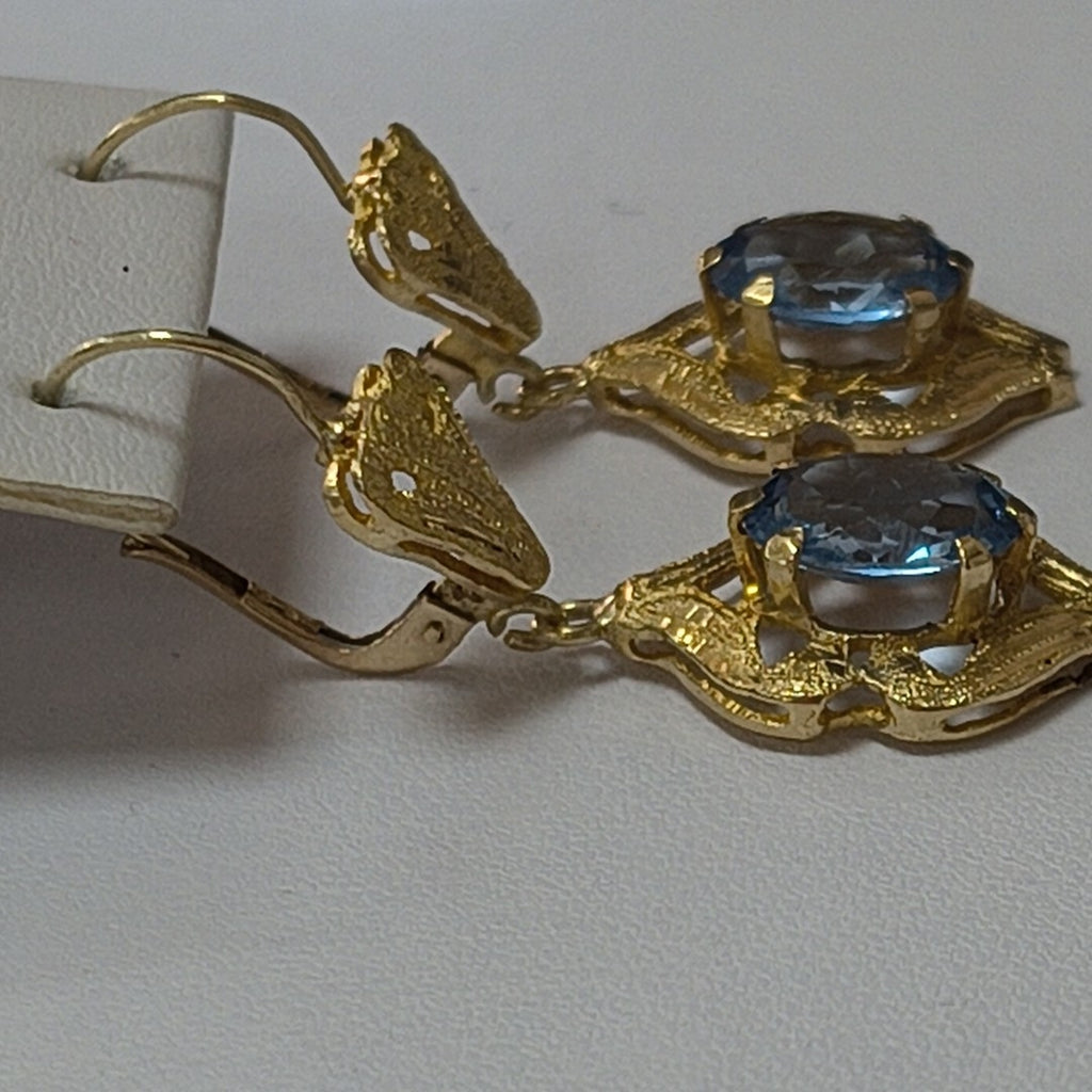 K1 5,10 GRMS 8 K ESPECIFICACIONES COMPLEMENTARIAS PAR ARETES C PDRA COLOR VENDIB (SEMINUEVO)