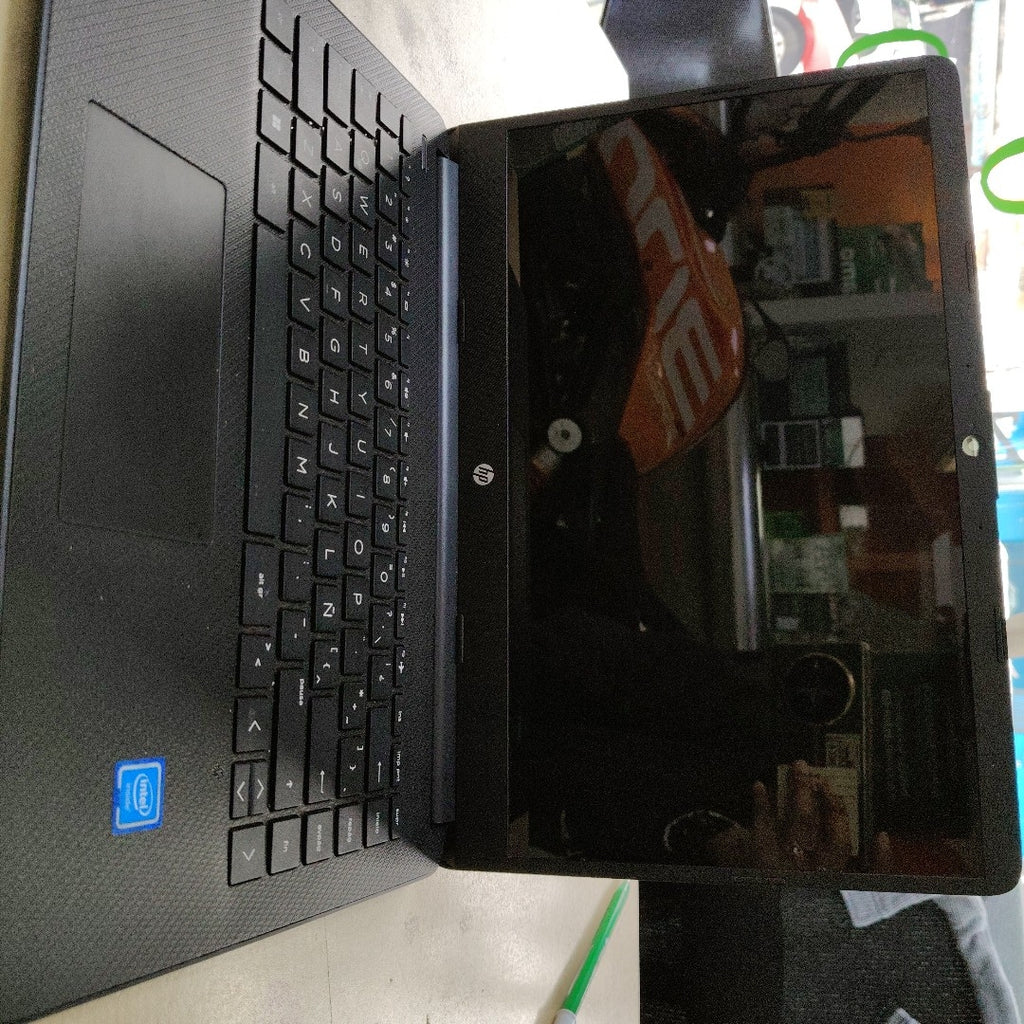 LAPTOP HP 14-DQ0509LA (2023) 128 GB SSD 4 GB RAM (SEMINUEVO)