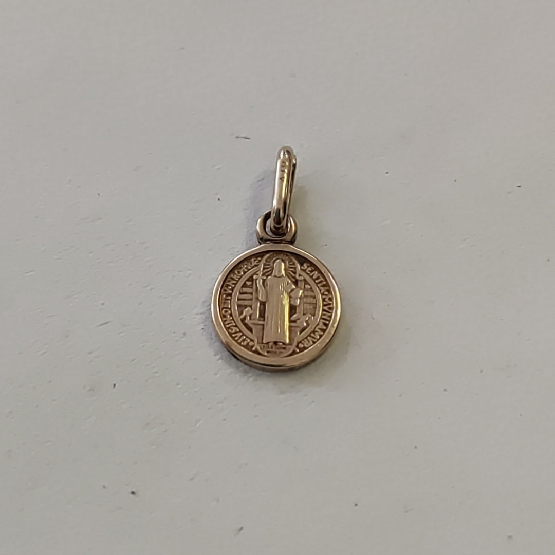 MEDALLA RELIGIOSA ORO 10 K 1,10 GRMS (SEMINUEVO)