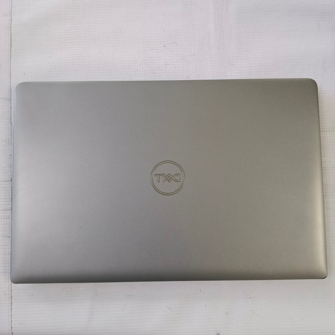 LAPTOP DELL LATITUDE 5540 (2023) 512 GB SSD 16 GB RAM (SEMINUEVO)