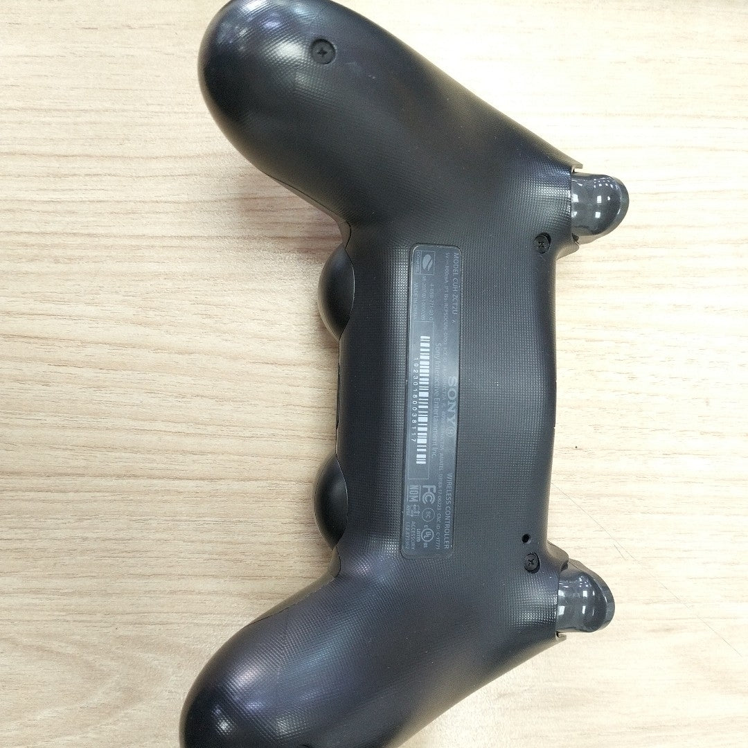 CONSOLA DE VIDEOJUEGO SONY PS4 1 TB (SEMINUEVO)